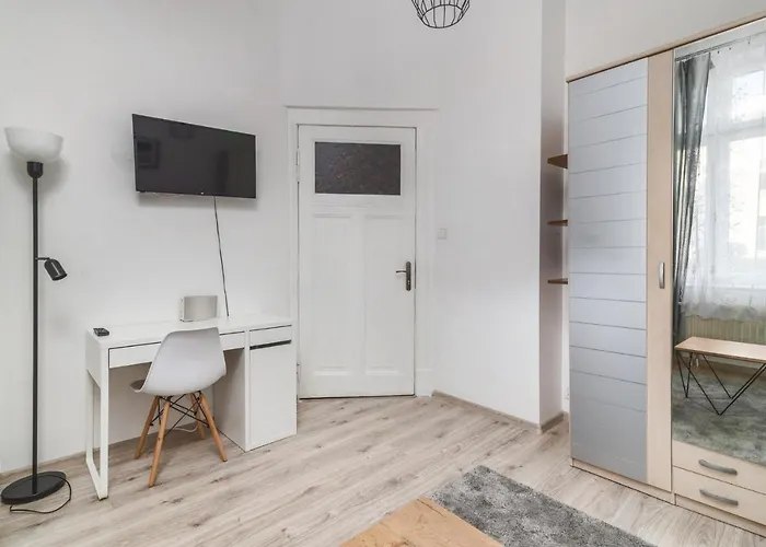 Mesa - Acco Rent Apartamento Sopot